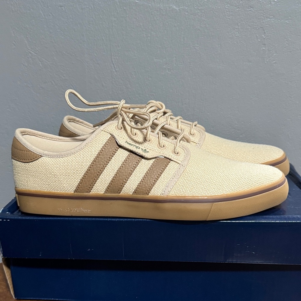 Adidas Men's Beige and Brown Sneakers